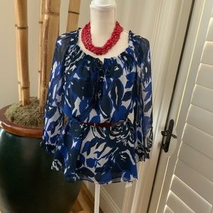Dana Buchman print peasant style top